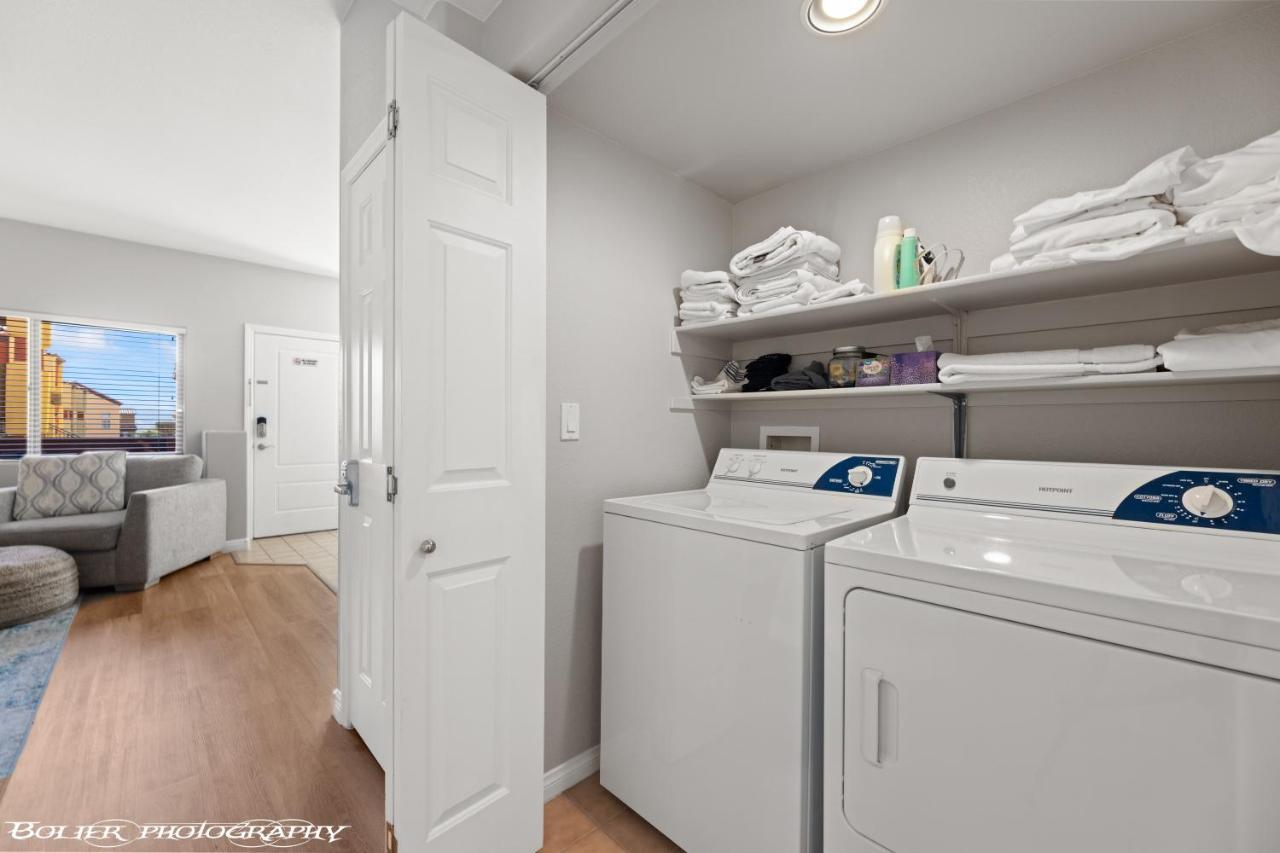Hawk Ridge Two Bedroom Condo By Cool Properties Mesquite Exterior photo