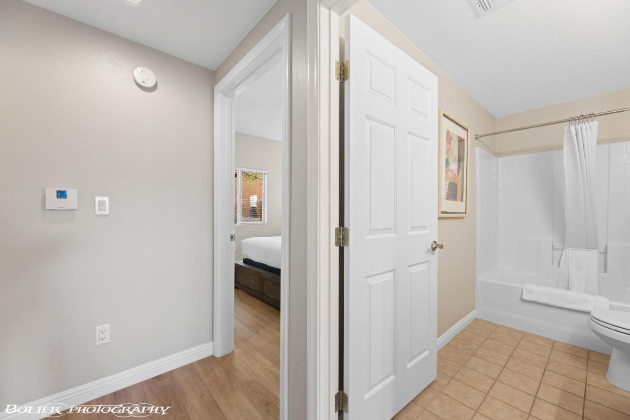 Hawk Ridge Two Bedroom Condo By Cool Properties Mesquite Exterior photo
